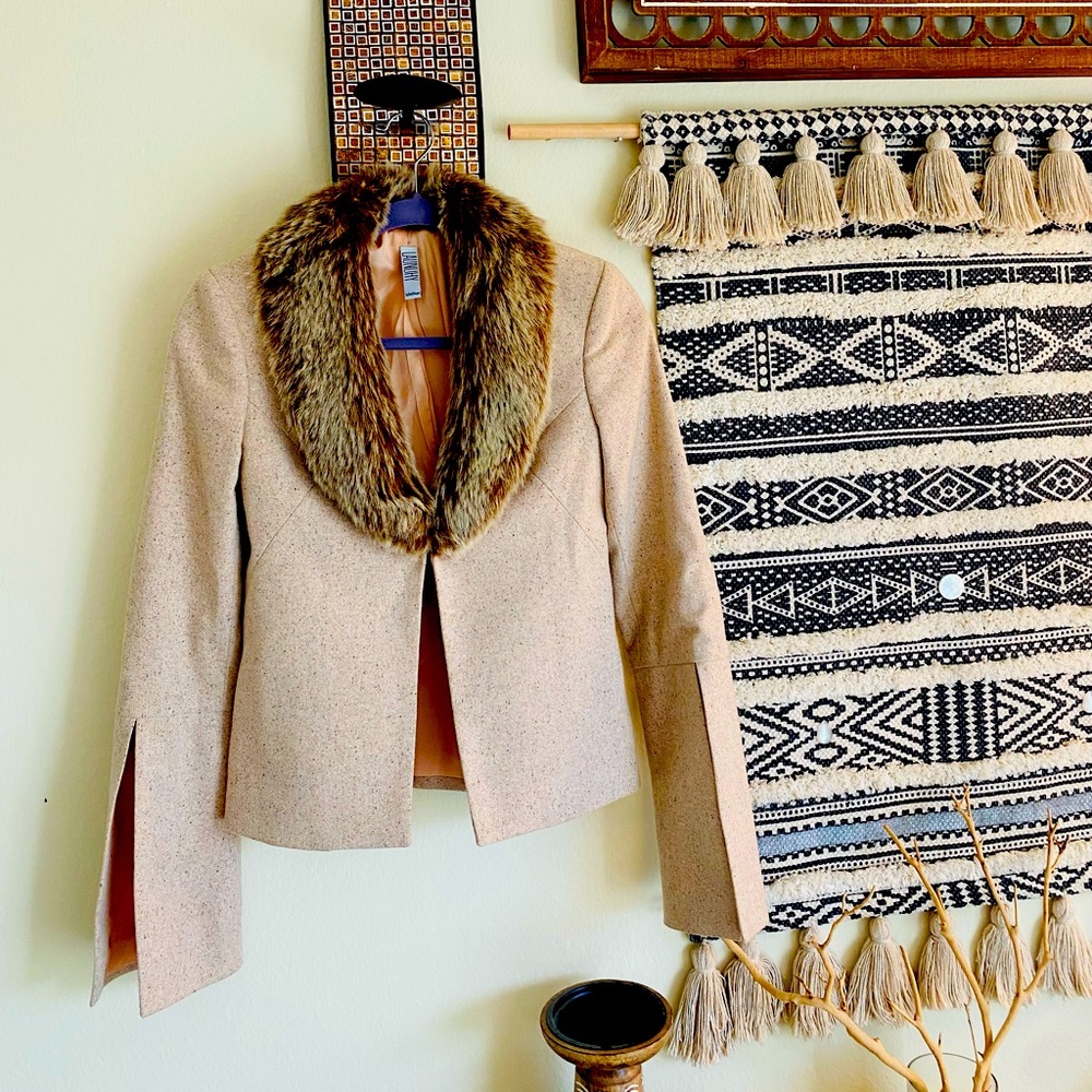Fur collar suit / coat by Laundry